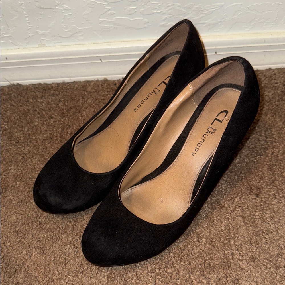 CL by Laundry Classic Black Heels